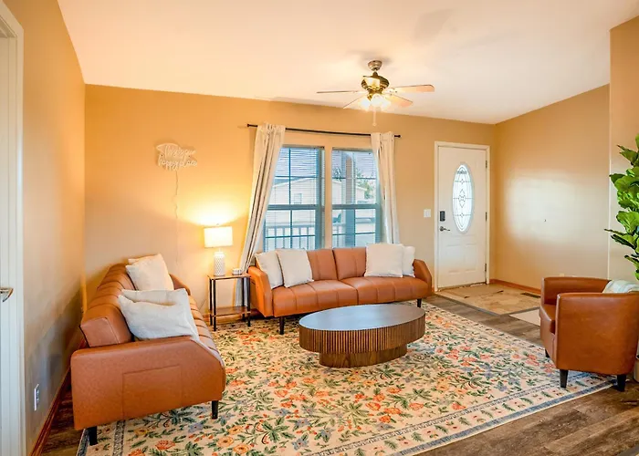 Holiday home Haven In The Canyons - Near Powell & Antelope Canyon - Boat Parking, 360 Views, & Hot Tub