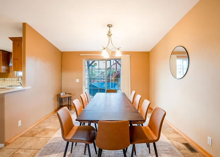 Haven In The Canyons - Near Powell & Antelope Canyon - Boat Parking, 360 Views, & Hot Tub * Page