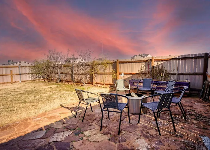 Haven In The Canyons - Near Powell & Antelope Canyon - Boat Parking, 360 Views, & Hot Tub