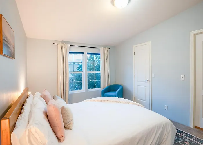 Holiday home Haven In The Canyons - Near Powell & Antelope Canyon - Boat Parking, 360 Views, & Hot Tub Page